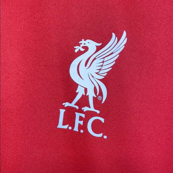 NEW Liverpool FC Men’s Soccer Jersey - Picture 5 of 7